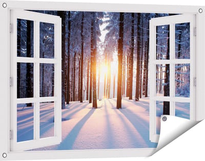 Gards Tuinposter Doorkijk Bos met Sneeuw tijdens de Zonsondergang - 90x60 cm - Tuindoek - Tuindecoratie - Wanddecoratie buiten - Tuinschilderij