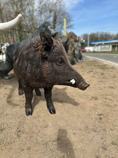 Goodyz-Wilde dieren - Zwijn - Everzwijn -Staande versie - XXXL - Bruin