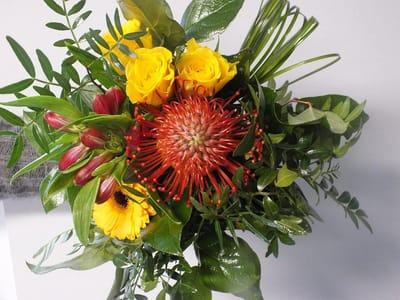 Bloemenboeket Kleurdroom - Boeket met kaart - Bloemen bezorgen - Inclusief wenskaart - Gekleurd