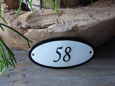Emaille huisnummer 10x5 wit nr. 58
