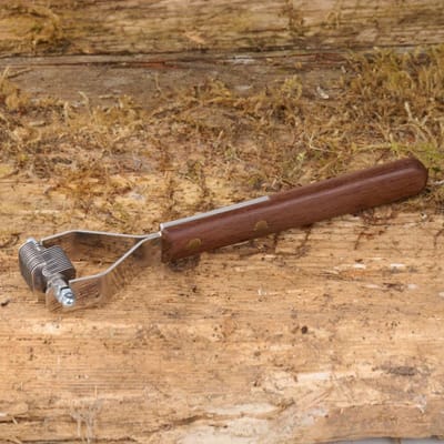 Mars Coat-King Trimmer Mini – 14 messen – Fijne vachten – Houten handvat – 0,8 mm afstand