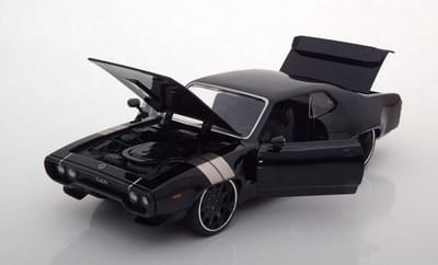 Dom's Plymouth GTX Fast and Furious 8 2017 Zwart 1/24 Jada Toys