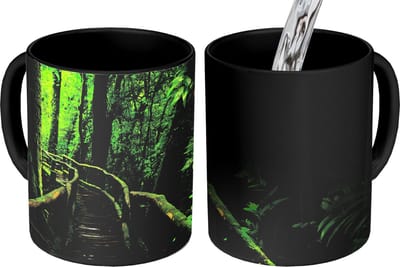 Magische Mok - Foto op Warmte Mokken - Koffiemok - Jungle - Brug - Mos - Natuur - Tropisch - Magic Mok - Beker - 350 ML - Theemok