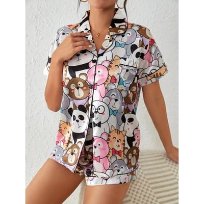 Schattige Cartoon Print Satijnen Pyjamaset Korte Mouwen Knopen Revers Top & Elastische Short Dames Nachtkleding M gray