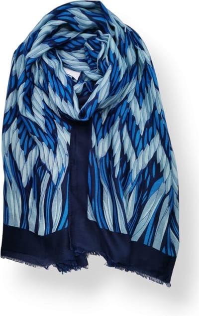 Lange dames sjaal Gitta fantasiemotief blauw zwart kobalt saffier lichtblauw