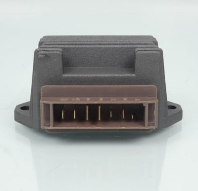 spanningsregelaar-gelijkrichter electrosport voor scooter aprilia 150 sr 1999 tot 2001 ap8124608 nieuw