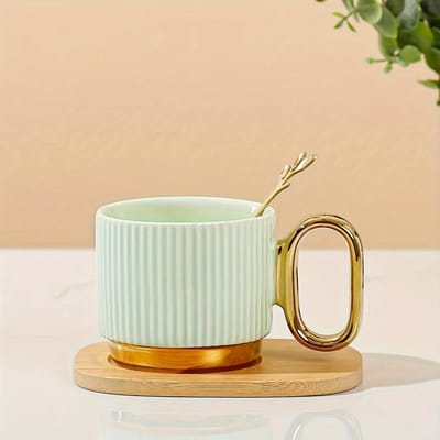 1set 220ml Eenvoudige Huishoudelijke Keramische Kop met Lepel Schotel Set Gouden Handvat Luxe Kantoor Hittebestendigheid Mok Cadeaus 220ml