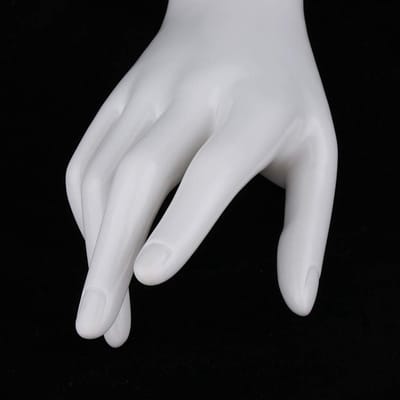 Vrouwelijke Mannequin Hand voor Sieradenpresentatie - Elegante Display voor Ringen, Armbanden en Kettingen - Zwart