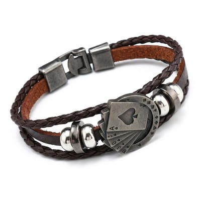 Heren bruine PU leren koord armband met metalen speelkaarten en pokerchip design