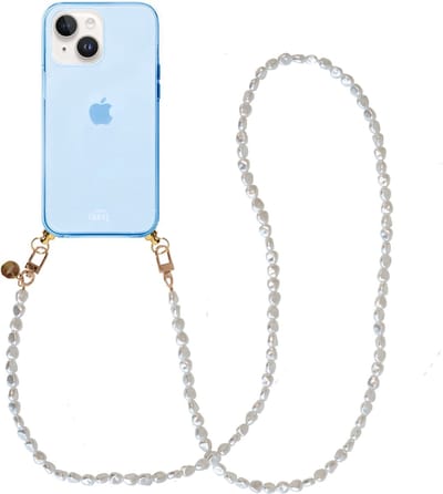xoxo Wildhearts silicone case met koord - Blauw telefoonhoesje met koord - telefoonketting - Pearlfection - long - Cord Case - geschikt voor Apple iPhone 13 - Parelketting lang