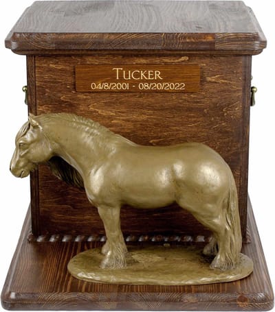 Urn voor paardenas met beeldje - gepersonaliseerd voor Fell Pony