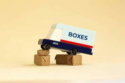 Candylab Toys - Mail Van
