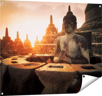 Gards Tuinposter Boeddha Beeld in een Tempel - 100x80 cm - Tuindoek - Tuindecoratie - Wanddecoratie buiten - Tuinschilderij
