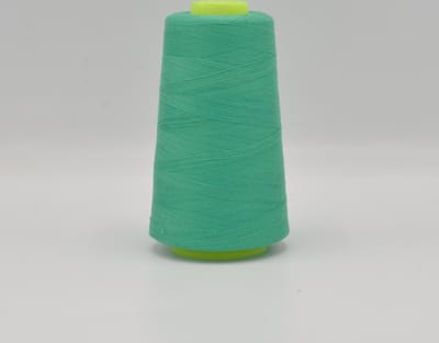 Overlock Garen per 4 stuks -  3000 Yards (2742 meter) per stuk - In 36 kleuren leverbaar - Gras groen