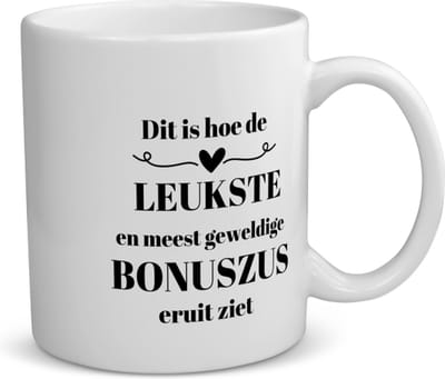 Akyol - dit is hoe de leukste en meest geweldige bonuszus eruit ziet koffiemok - theemok - Zus - meest leukste bonuszus - verjaardag - cadeautje voor zus - zus artikelen - kado - geschenk - 350 ML inhoud