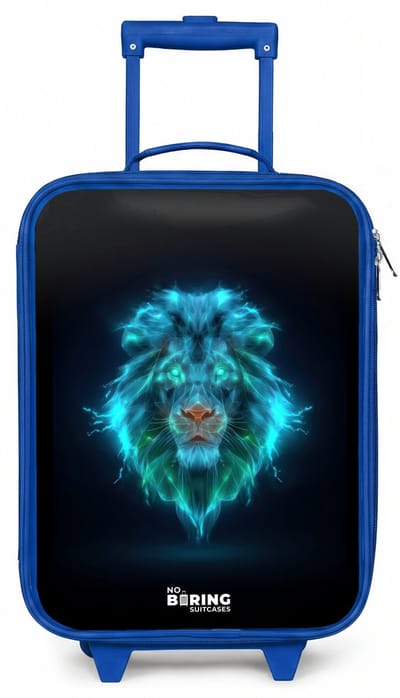 NoBoringSuitcases.com® - Kinderkoffer blauw - Kindertrolley jongen - Lichtgevende leeuw - Koffer kind lichtgewicht - Reiskoffer trolley voor kinderen - Koffertje met lichtgevende wieltjes - Rolkoffer