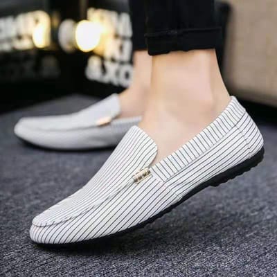 Oude Beijing Stoffen Schoenen Ademende Heren Casual Schoenen Studentenschoenen Heren Platte Rijschoenen Lente en Zomer Herenschoenen Bonenschoenen 44 wit