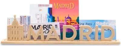 Madrid, houten Letter standaard Souvenir met Edificio Metrópolis: kan gepersonaliseerd worden met fotos en tickets