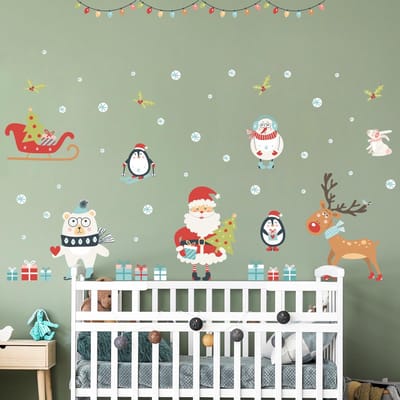 Kerststicker: Kerstman en dieren in de sneeuw - Kerststickers - feestversiering - 60x90cm
