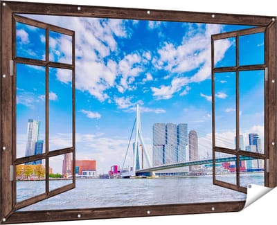 Gards Tuinposter Doorkijk Erasmusbrug aan het Water in Rotterdam - 180x120 cm - Tuindoek - Tuindecoratie - Wanddecoratie buiten - Tuinschilderij
