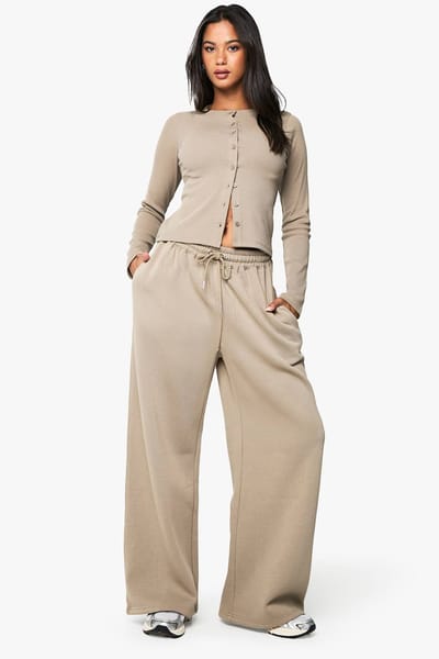 boohoo Dames Geribbelde top met doorlopende knoopsluiting en lange mouwen en jogger trainingspak | Gewassen Kaki | Maat: Small