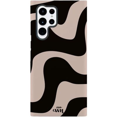 xoxo Wildhearts Ride With Me - Hoesje geschikt voor Samsung Galaxy S22 Ultra - Siliconen hoesje met dubbele beschermlaag - Luxe case - Stevige backcover - Golvenprint - Golvend patroon - golven - Beige / Zwart
