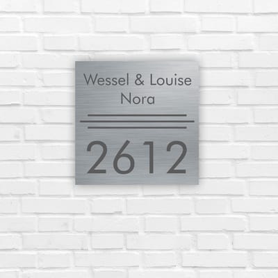RVS Naamplaatje - Naambordje - RVS - Geborsteld RVS naamplaatje - Huisnummerbord - naambordje voordeur - naambord van RVS - naambord - Gepersonaliseerd Naambord - Naamplaat met eigen tekst - Huis naambord