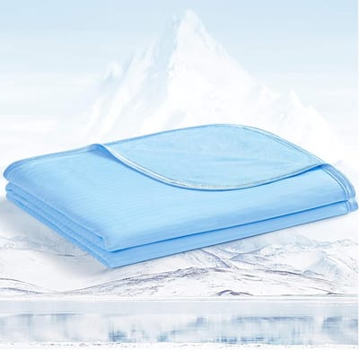 Koeldeken-koeldeken voor mensen-cooling blanket-Zomerdeken - Gemaakt met verkoelende vezels - Koele en zachte deken - Ademend aan beide zijden voor comfortabel slapen - Blauw - 150 x 200 cm