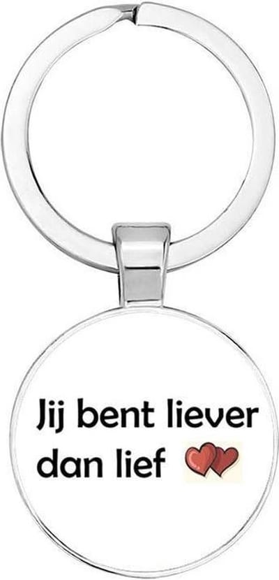 Akyol - Jij bent liever dan lief Sleutelhanger - Vriendschap - Liefde -Vrienden - Leuk cadeau om te geven - 2,5 x 2,5 CM