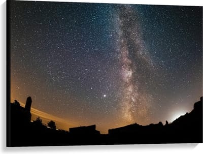 Canvas  - Sterrenhemel boven Stad - 100x75cm Foto op Canvas Schilderij (Wanddecoratie op Canvas)
