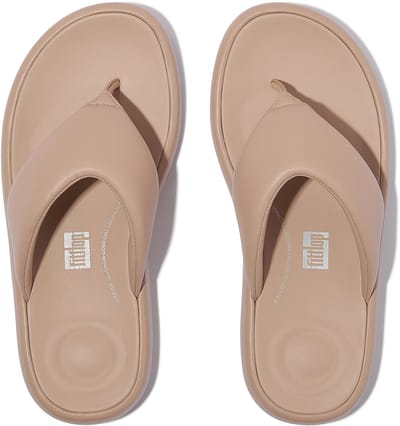 FitFlop FitFlop Iqushion D-Luxe Padded Leather Toe-Post Sandals BEIGE - Maat 36