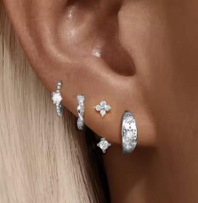 Oorbellen Set - 4 stuks - Kleur: Zilver - Luxe Oorbellen - Incl. Cadeauverpakking - Oorhangers / Oorring / Oorknopjes - Hoge Kwaliteit RVS - Stainless Steel / Roestvrijstaal - Verkleurt Niet - Oorbellen Set - Oorbellen Vrouwen / Dames