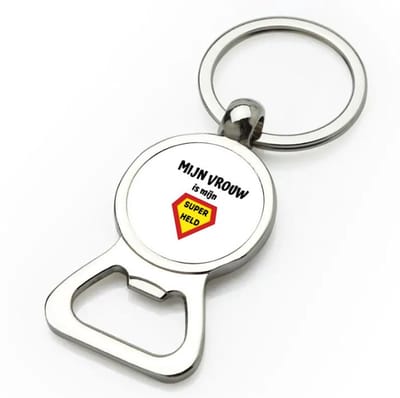 Akyol - mijn vrouw is mijn superheld flesopener - Vriend/vriendin - super vrouw - valentijnsdag - verjaardag - cadeautje voor vriendin - kado - geschenk - 9 bij 3 cm