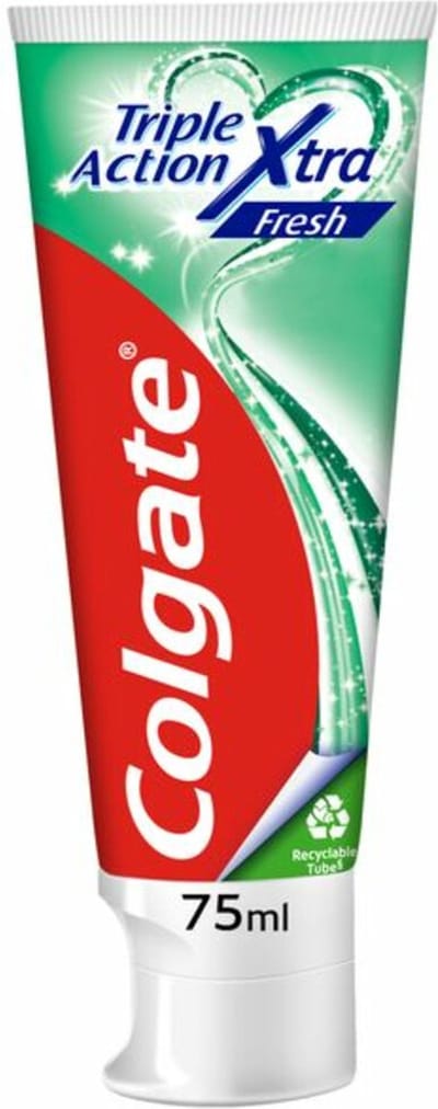 Colgate Tandpasta Triple Action Extra Fresh - 3 x 75 ml - Voordeelverpakking