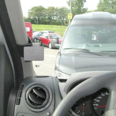 Brodit ProClip houder geschikt voor Nissan NV400 - Opel Movano - Renault Master Left mount