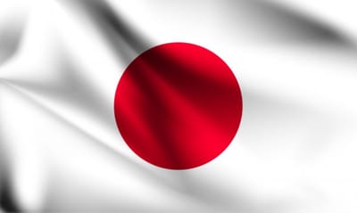 New Age Devi - 90x150cm Japanse Vlag | Originele Kleuren | Sterke Kwaliteit | Incl Bevestigingsringen