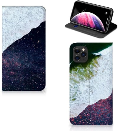 Apple iPhone 11 Pro Max Stand Case Sea in Space