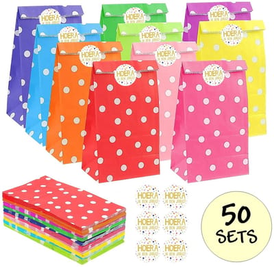 50x Gekleurde Uitdeelzakjes Stippen met Stickers - 13x8x24cm - Stevig Papier - Traktatie Zakjes - Papieren Zakjes - Cadeau Zakjes - Met Blokbodem - Sluitstickers Hoera - Mix - 50 Stuks
