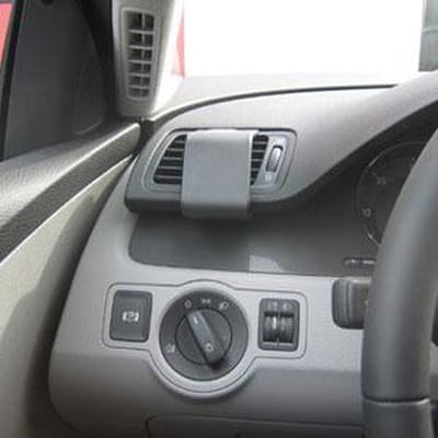 Brodit ProClip houder geschikt voor Volkswagen Passat 2005-2014 /Alltrack 2012-2015 / Passat CC 2009-2017 Left mount