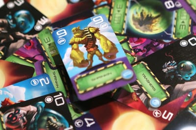 White Goblin Games - Blast - Kaartspel - 2 spelers - Slagenspel - Snel spel - Leuk cadeautje