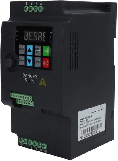 Dailygoody - Frequentieomvormer - VFD-omvormer 5,5 kW - Eenvoudige bediening - Compact formaat - Snelheidsregeling spilmotor - Ideaal voor industriële.