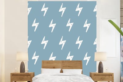 Behang - Fotobehang Jongens - Patronen - Kinderen - Bliksem - Breedte 225 cm x hoogte 280 cm