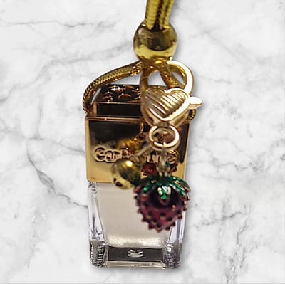 Autoparfum Royal Scent | met geluksbrenger | 8ml | Strawberry Hug | 8 ml | Traditional Hammam Ritual Overseas | Auto parfum | Autogeurtje | Giftset | Verjaardagscadeau | Cadeau heren/dames | Autogeur | Luchtverfisser | Autohanger |