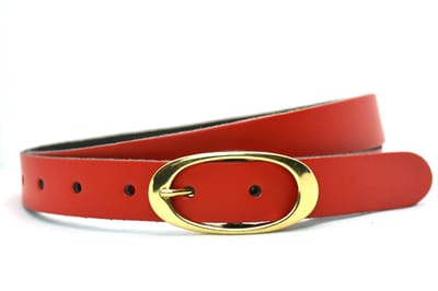 Smalle Dames riem Leer - Rood - Ovale gouden gesp - Riemmaat 85 - Totale lengte 100 cm