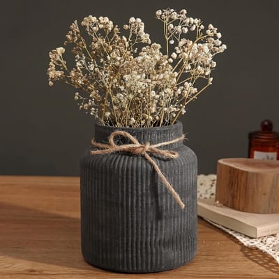 Grote Zwarte Keramische Vaasje voor Bloemen, Decoratieve Vaas voor Huisdecoratie, Vintage Vazen voor Woonkamer en Keuken, Perfect voor Tafel en Slaapkamer, 18 cm Hoog