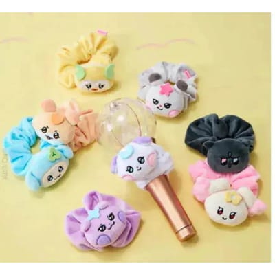 [Officieel] 2026 ATEEZ met LINE FRIENDS MIGHTEEZ WONDER ROOM POP-UP STORE Merchandise 063 PLUSH BAND / KKamyo