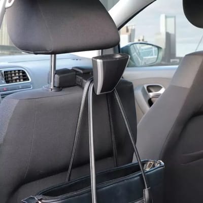 Kledinghanger auto