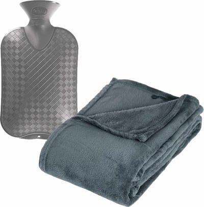 Fleece deken/plaid Blauwgrijs 125 x 150 cm en kruik 2 liter