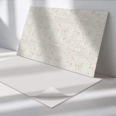 Wallfluent Vinyl Wandpaneel - Marmeren tegelpatroon Vinyl Wandbekleding - 100 cm x 50 cm - Romig PVC wandpaneel - Verpakking van 1 stuk - Rechthoekig Wandbekleding Vinyl - Texturen Wandpaneel - Zelfklevend Muurpaneel - Wandpaneel Keuken en Badkamer