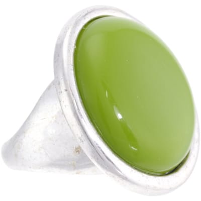 Behave - Ring - Vintage zilverkleurige ring met ronde limoen- olijfgroene kunststof steen – Nikkelvrij